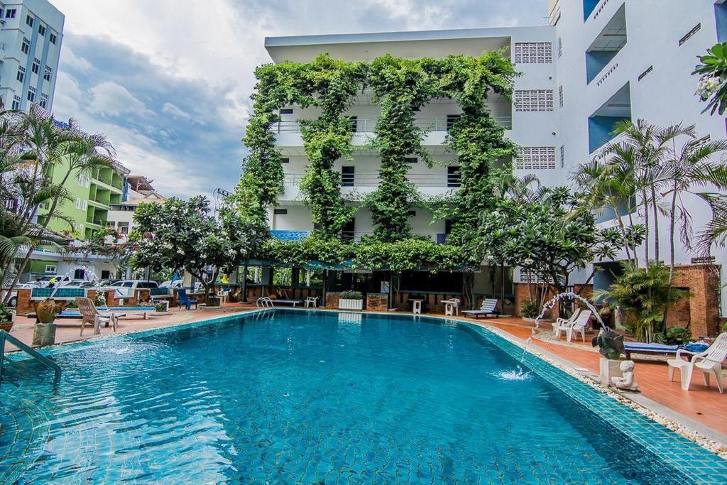 Sutus Court 4 Hotel Pattaya Ngoại thất bức ảnh