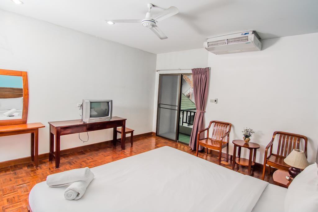 Sutus Court 4 Hotel Pattaya Ngoại thất bức ảnh