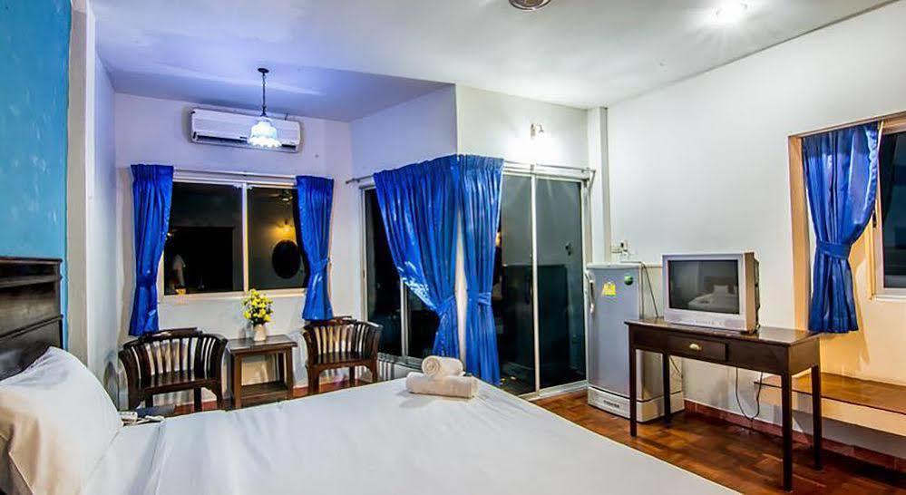 Sutus Court 4 Hotel Pattaya Ngoại thất bức ảnh